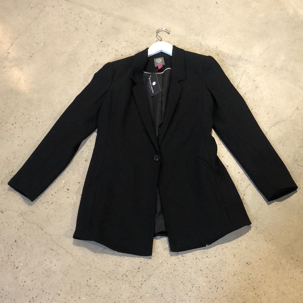 Vince Camuto Black Crepe Single-Button Blazer